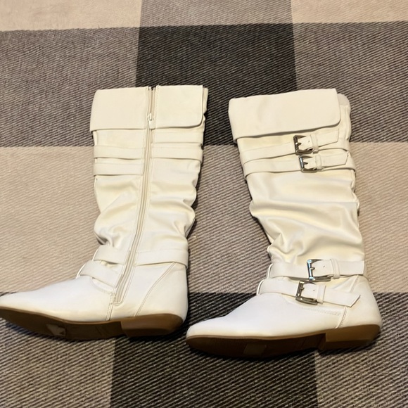 White ‘forever’ brand zip up boots with buckle detail - Picture 2 of 6
